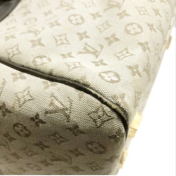 LOUIS VUITTON JOSEPHINE BAG - AUTHENTICATED - Picture 5 of 7